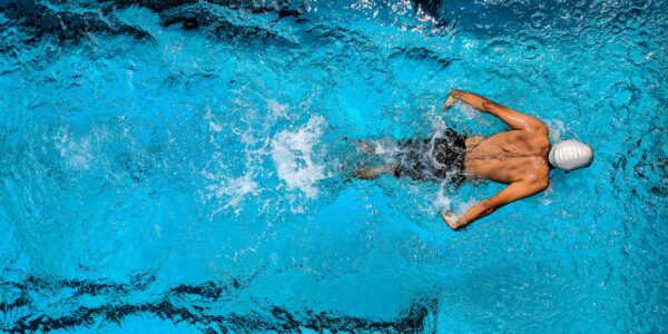 Kurs instruktora pływania – jak nim zostać